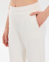 Skechers W Essentials Jogger Sweatpant Kadın Eşofman Altı Beyaz S2610002-3855