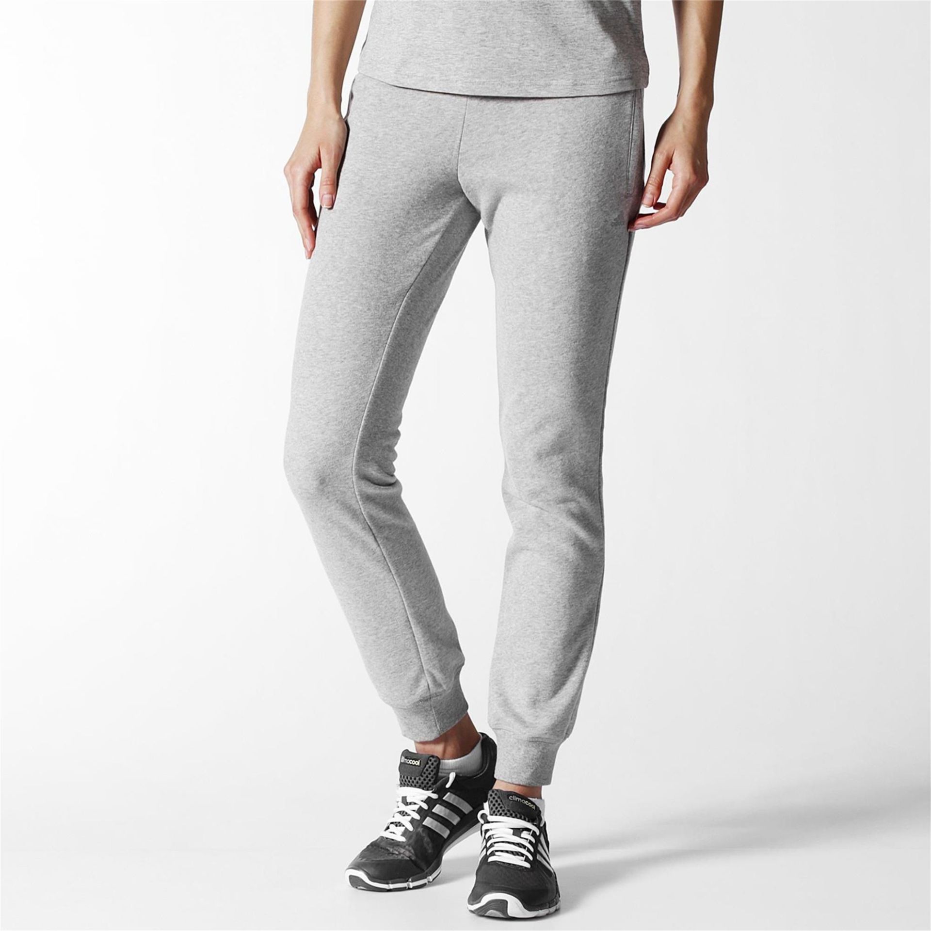 Adidas S89331 Essentials Cuffed Pant Kadın Eşofman Altı
