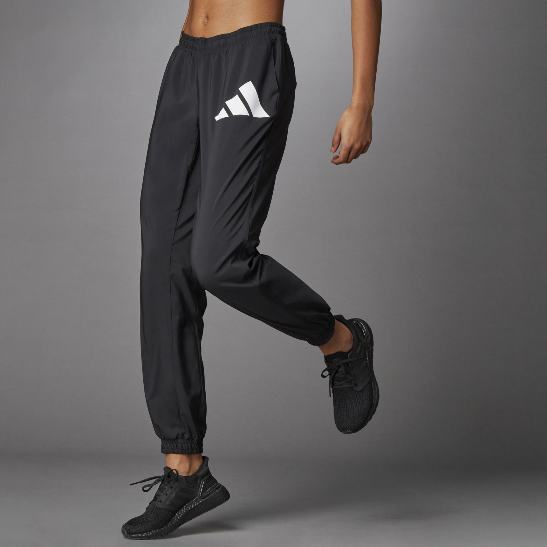 Adidas Gl0675 Woven Bos Pant Kadın Eşofman Altı