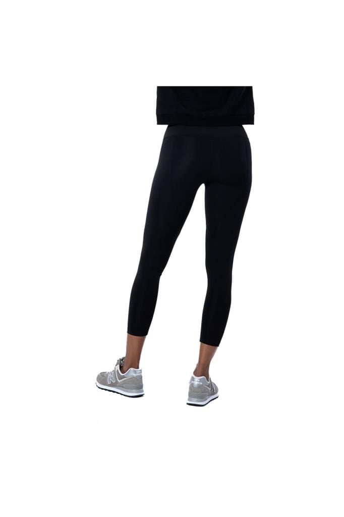 New Balance Kadın Tayt Siyah WNP3001-BK