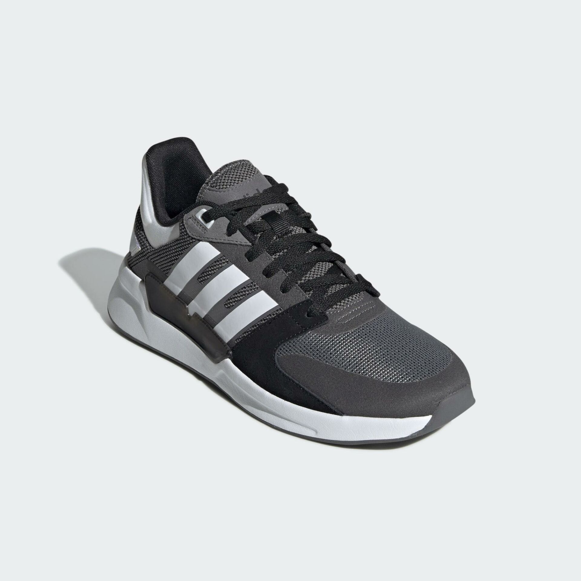 Adidas EF0584 Run 90 Erkek Siyah Koşu Ayakkabısı