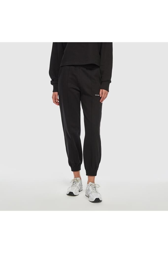 New Balance Siyah Kadın Eşofman Altı Siyah WNP3419-BK