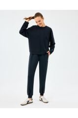 Skechers W Lounge Loose Crew Neck Sweatshirt Kadın Sweatshirt Siyah S2510052-3817