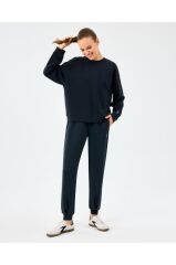 Skechers W Lounge Loose Crew Neck Sweatshirt Kadın Sweatshirt Siyah S2510052-3817