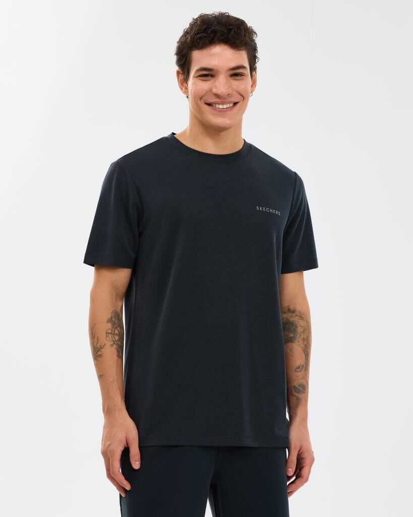 Skechers M Regular T-Shirt  Siyah Tişört - S2610125-3817