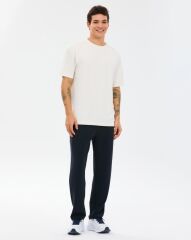 Skechers Beyaz Erkek Tişört M Relaxed Fit-Shirt  S2610136-3855